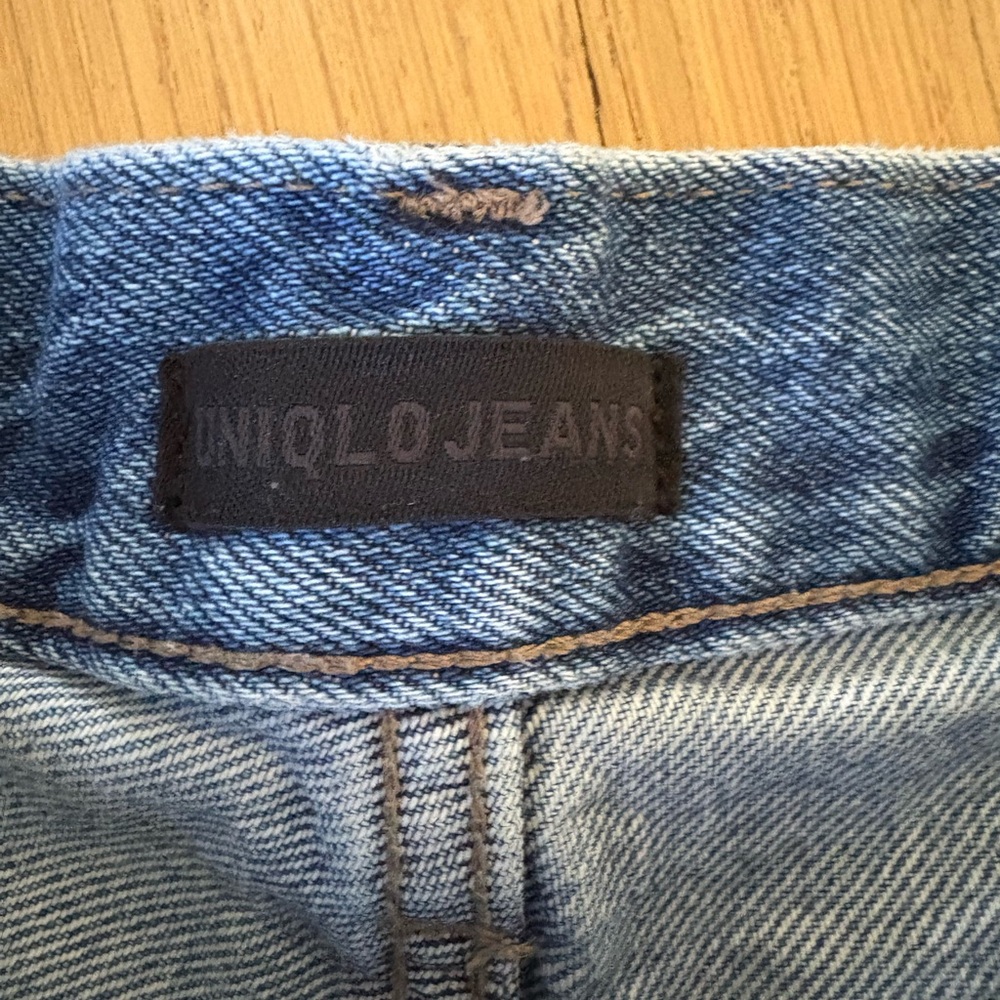 Uniqlo Straight Jeans - Picture 3 of 5